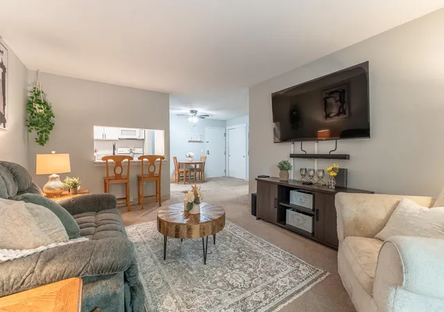Homes for sale in Manchester, NH | 106 Eastern Ave #204, Manchester, NH 03104 | MLS# 5098554