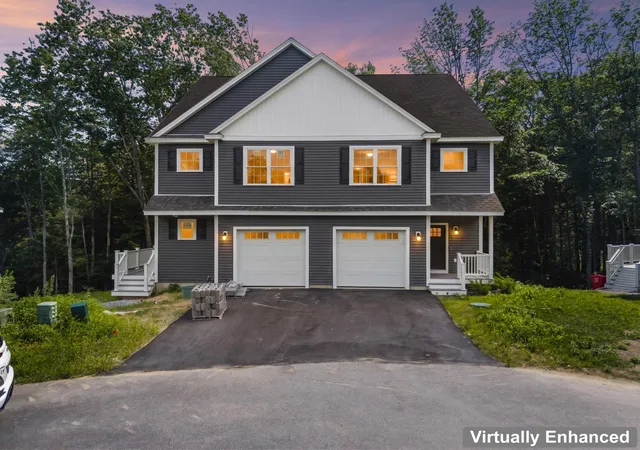 Homes for sale in Dover, NH | 14 Porch Light Dr #2, Dover, NH 03820 | MLS# 5098561