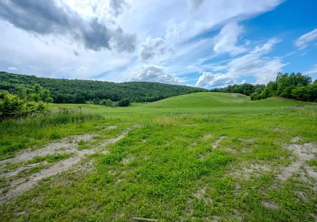 1st image of 1 Us Route 5 Rd, Hartland, VT 05048 | MLS# 5098571