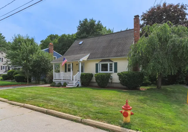 3rd image of 68 Benjamin St, Manchester, NH 03109 | MLS# 5098578