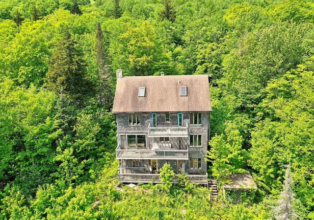 Homes for sale in Ludlow, VT | 1300 Mountain Rd, Ludlow, VT 05149 | MLS# 5098579