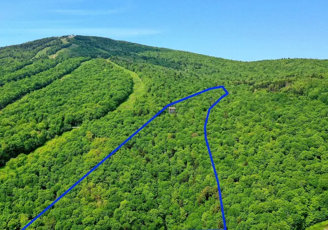 Homes for sale in Ludlow, VT | 1300 Mountain Rd, Ludlow, VT 05149 | MLS# 5098579