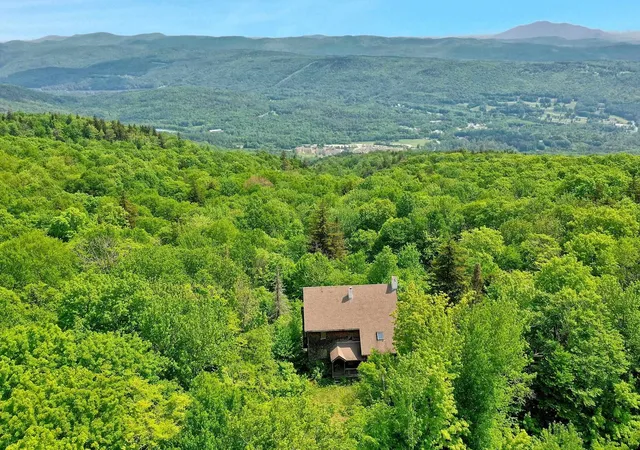 Homes for sale in Ludlow, VT | 1300 Mountain Rd, Ludlow, VT 05149 | MLS# 5098579