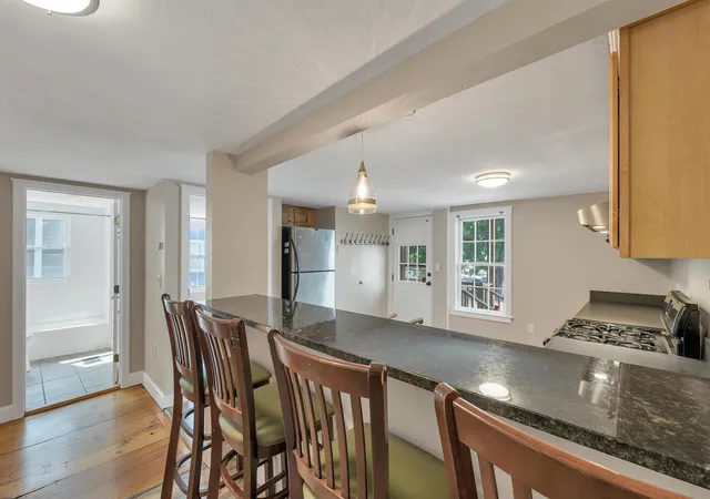 Homes for sale in Portsmouth, NH | 273 Maplewood Ave #3, Portsmouth, NH 03801 | MLS# 5098584