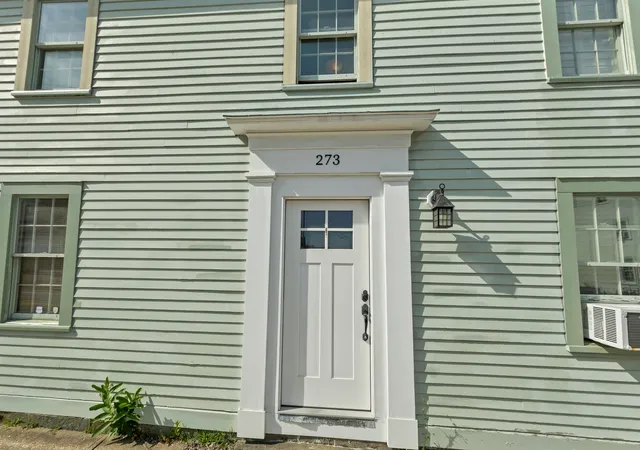 Homes for sale in Portsmouth, NH | 273 Maplewood Ave #3, Portsmouth, NH 03801 | MLS# 5098584