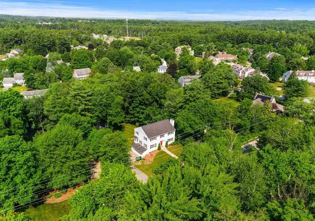 Homes for sale in Nashua, NH | 57 Middle Dunstable Rd, Nashua, NH 03062 | MLS# 5098589