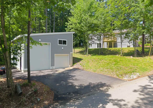 2nd image of 480 Woodlawn Ridge Rd, Pembroke, NH 03275 | MLS# 5098590
