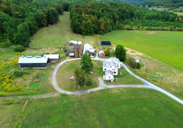 5th image of 957 Pleasant Valley Rd, Benson, VT 05743 | MLS# 5098593