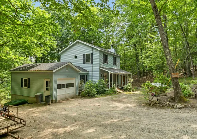 Homes for sale in Ashland, NH | 35 Highwoods Trl, Ashland, NH 03217 | MLS# 5098601