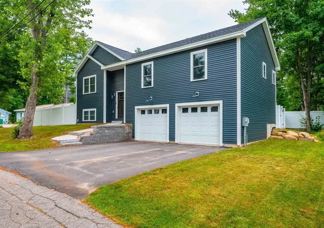 Homes for sale in Rochester, NH | 9 Lawn Ave, Rochester, NH 03867 | MLS# 5098602