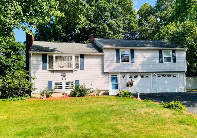 1st image of 21 Elmwood Ave, Salem, NH 03079 | MLS# 5098605