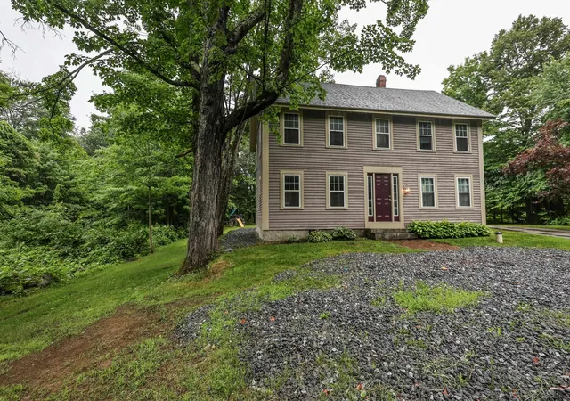 3rd image of 3 Depot St, New Boston, NH 03070 | MLS# 5098635