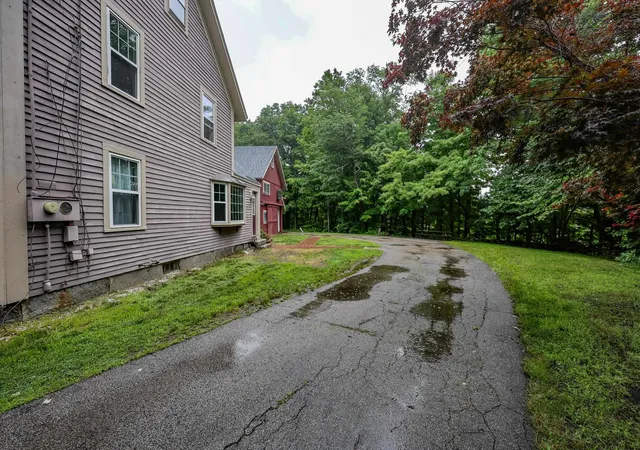 4th image of 3 Depot St, New Boston, NH 03070 | MLS# 5098635