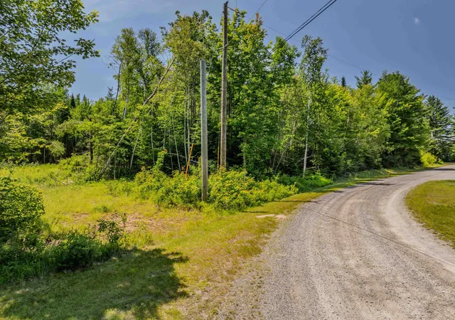 3rd image of 0 Sugarloaf Dr, Carroll, NH 03574 | MLS# 5098636