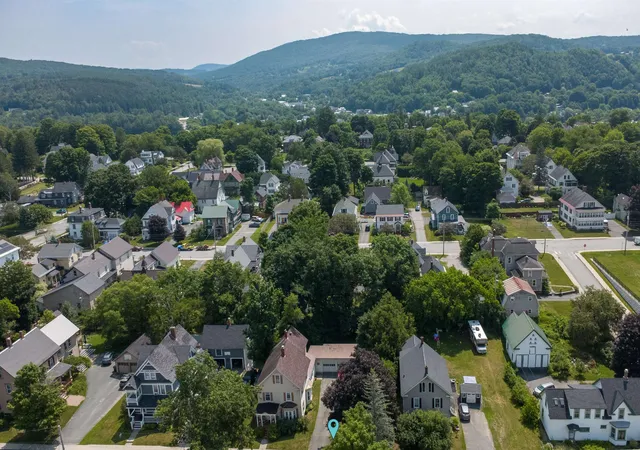 Photo 2 of Single family home for sale at 374 Spring St, Saint Johnsbury, VT 05819 | MLS# 5098654 | Listing updated on 2026-07-28