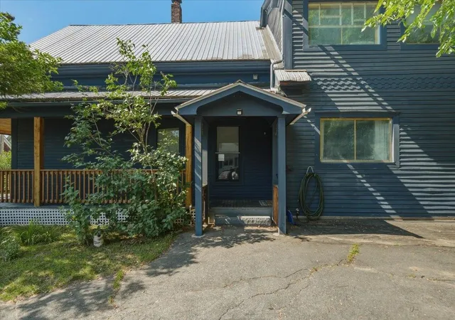 3rd image of 320 Charles St, Lyndon, VT 05851 | MLS# 5098673