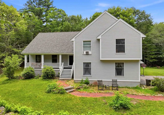 Homes for sale in Bow, NH | 17 Tonga Dr, Bow, NH 03304 | MLS# 5098709