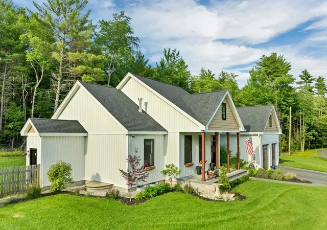 4th image of 78 Union Wharf Rd, Tuftonboro, NH 03853 | MLS# 5098714
