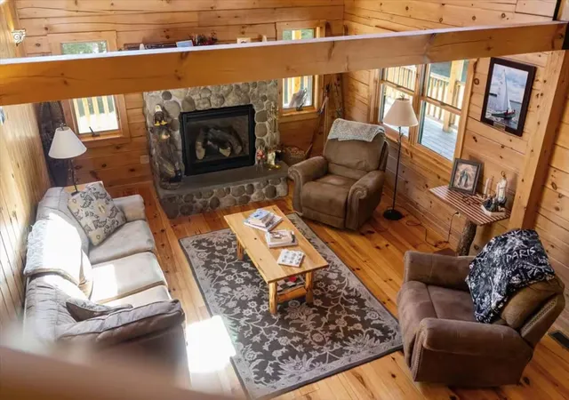 Homes for sale in Lincoln, NH | 4 Boyle St, Lincoln, NH 03251 | MLS# 5098728