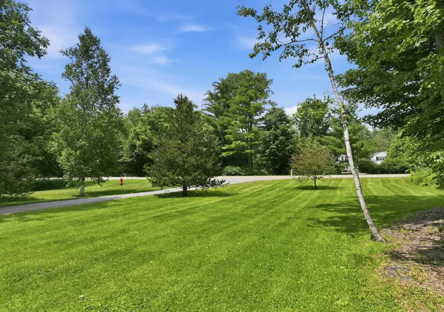 Photo 2 of Single family home for sale at 305 Westview Dr, Shelburne, VT 05482 | MLS# 5098745 | Listing updated on 2026-07-24