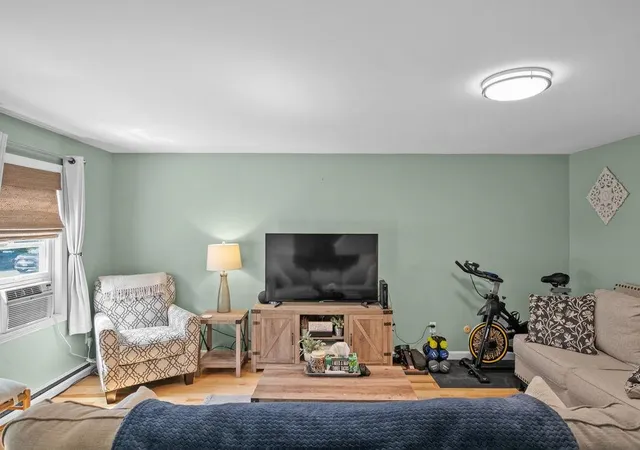 3rd image of 320 Portsmouth Ave, Greenland, NH 03840 | MLS# 5098756