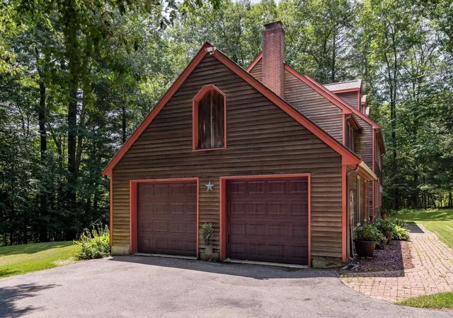 4th image of 6 Gas Light Ln, Kensington, NH 03833 | MLS# 5098758