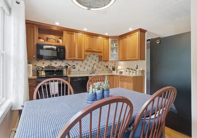 4th image of 15 Culver St #47, Plaistow, NH 03865 | MLS# 5098760