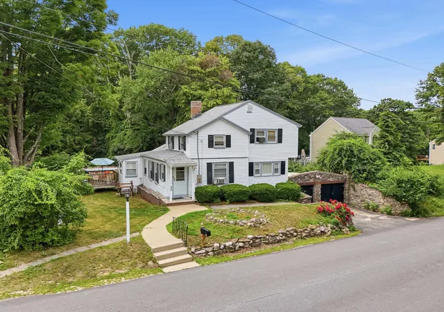 2nd image of 30 Harris Rd, Windham, NH 03087 | MLS# 5098763