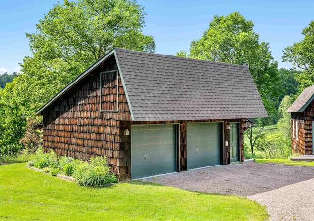 5th image of 95 Thatcher Brook Rd, Waterbury Center, VT 05677 | MLS# 5098764
