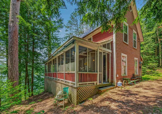 Homes for sale in Littleton, NH | 425 Partridge Lake Rd, Littleton, NH 03561 | MLS# 5098769