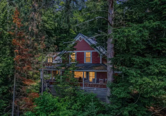 Homes for sale in Littleton, NH | 425 Partridge Lake Rd, Littleton, NH 03561 | MLS# 5098769