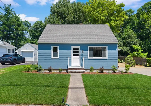 1st image of 87 Saint Marie St, Manchester, NH 03102 | MLS# 5098776