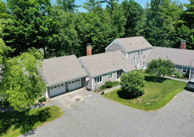 Homes for sale in New London, NH | 74 Hilltop Pl, New London, NH 03257 | MLS# 5098795