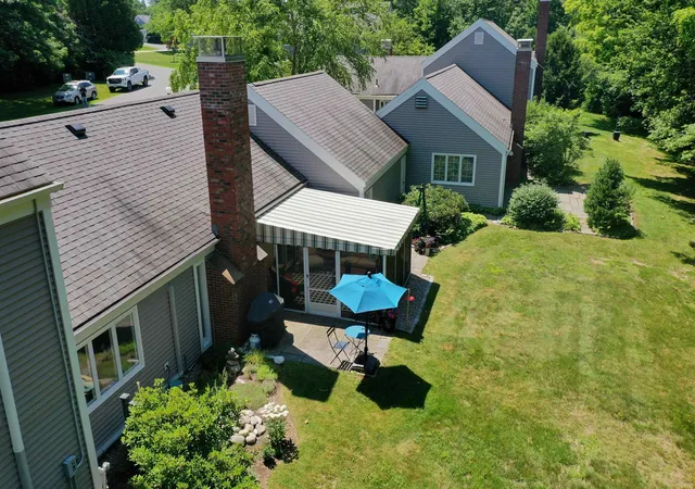 3rd image of 74 Hilltop Pl, New London, NH 03257 | MLS# 5098795