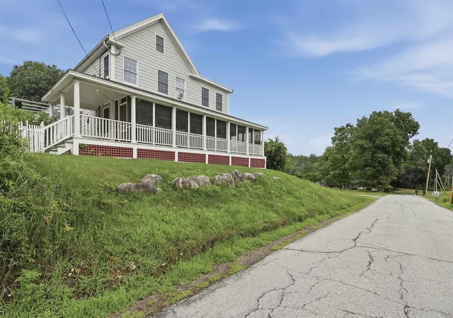 Homes for sale in South Hampton, NH | 20 Whitehall Rd, South Hampton, NH 03827 | MLS# 5098799