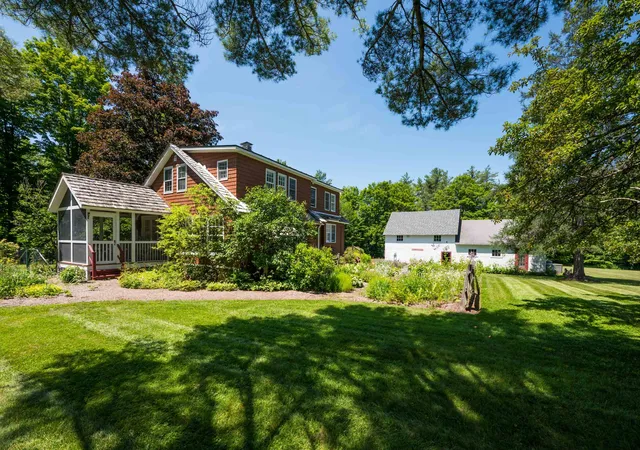 Photo 2 of Sale Pending at 100 Page Rd, New London, NH 03257 | MLS# 5098804 | Listing updated on 2026-09-10