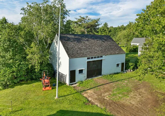 3rd image of 825 North Line Rd, Center Tuftonboro, NH 03816 | MLS# 5098805