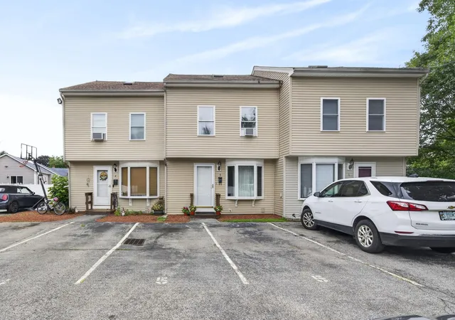 2nd image of 95 Harbor Ave #5, Nashua, NH 03060 | MLS# 5098814
