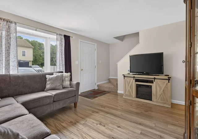 3rd image of 95 Harbor Ave #5, Nashua, NH 03060 | MLS# 5098814