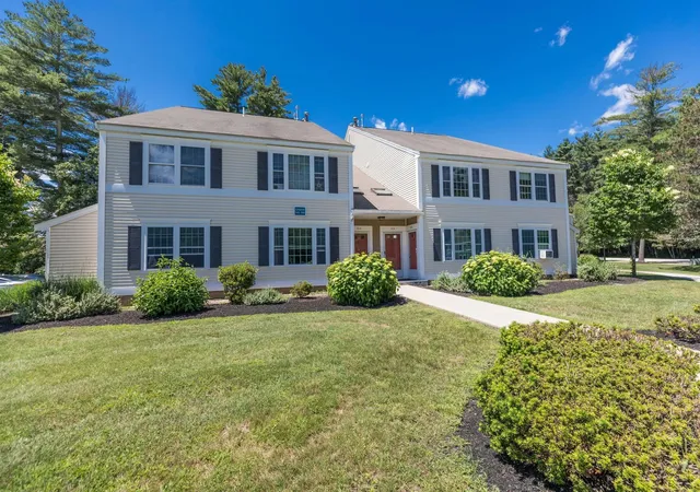 Homes for sale in Portsmouth, NH | 214 Springbrook Cir, Portsmouth, NH 03801 | MLS# 5098818