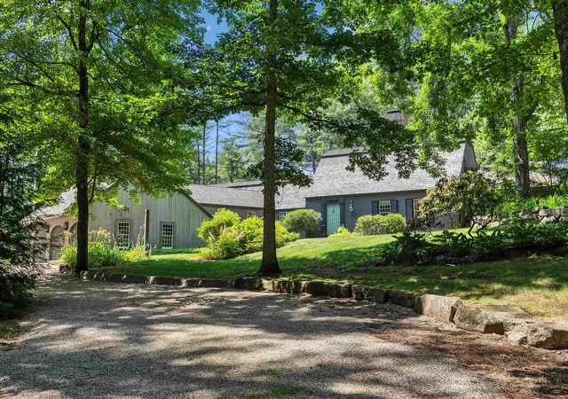 Photo 1 of Single family home for sale at 7 Melendy Holw, Amherst, NH 03031 | MLS# 5098820 | Listing updated on 2026-09-16