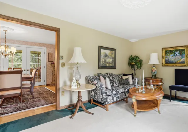 4th image of 9 Whitman Rd, Nashua, NH 03062 | MLS# 5098829