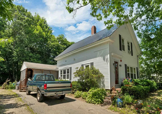 3rd image of 22 Cosmar Dr, Sanbornville, NH 03872 | MLS# 5098834