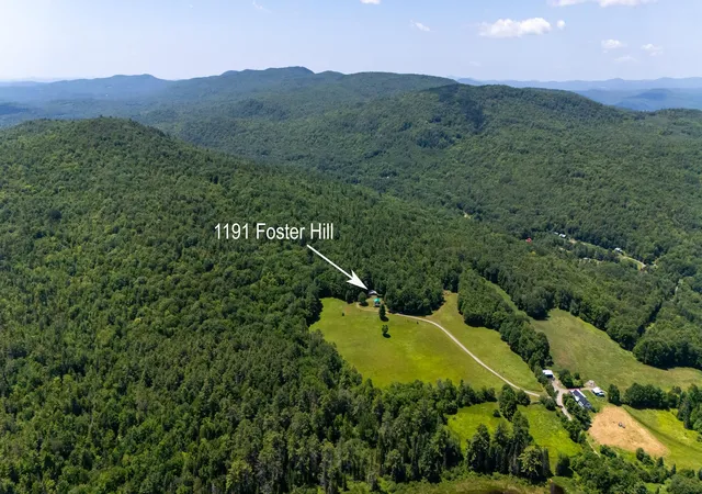 Homes for sale in Littleton, NH | 1191 Foster Hill Rd, Littleton, NH 03561 | MLS# 5098835