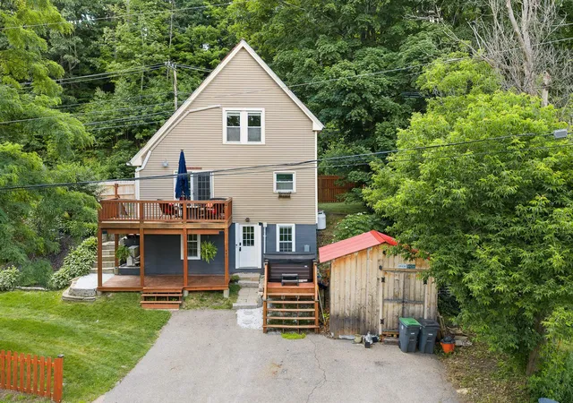 Photo 1 of Single family home for sale at 447 West River Rd, Hooksett, NH 03106 | MLS# 5098837 | Listing updated on 2026-07-16