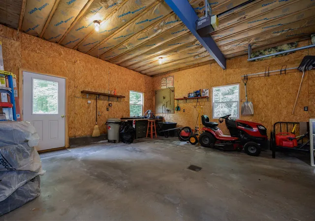 Homes for sale in Sunapee, NH | 929 Rt 11 Rte, Sunapee, NH 03782 | MLS# 5098838