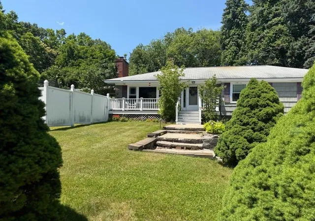 Homes for sale in Bow, NH | 3 Lincoln Dr, Bow, NH 03304 | MLS# 5098842