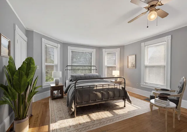 Photo 3 of Single family home for sale at 414 Walnut St, Manchester, NH 03104 | MLS# 5098846 | Listing updated on 2026-09-01