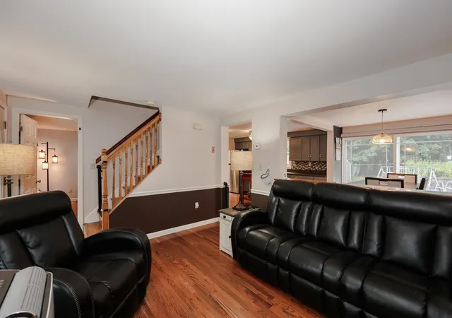Homes for sale in Derry, NH | 6 Concord Ave, Derry, NH 03038 | MLS# 5098853
