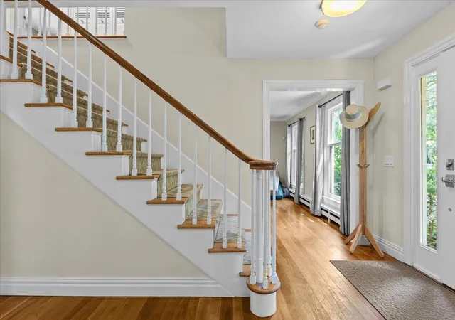 image of 240 South Cove Rd, Burlington, VT 05401 | MLS# 5098854